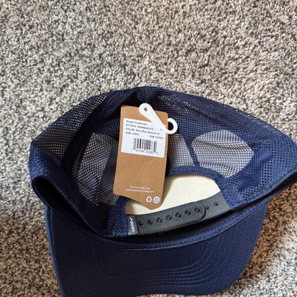 NWT Brooks "Sun's Out Fun's Out" Trucker Hat - Picture 3 of 3